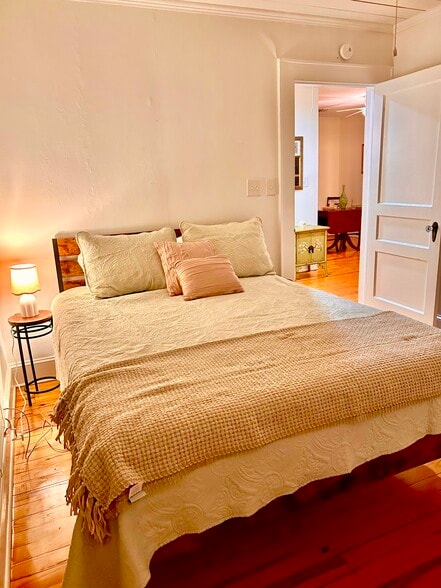 Queen bedroom with double closet - 345 E 13th St