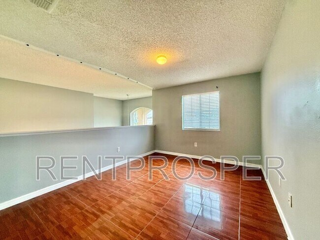 Building Photo - 677 Elbridge Dr