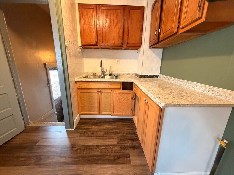 Building Photo - 4555 3rd St