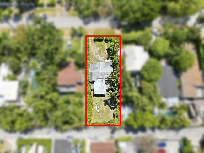 Building Photo - 1324 Lenox Ave.