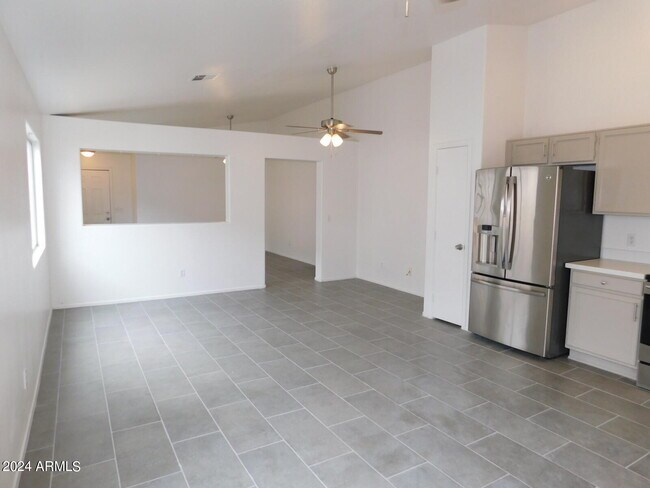Building Photo - 2874 W Muriel Dr