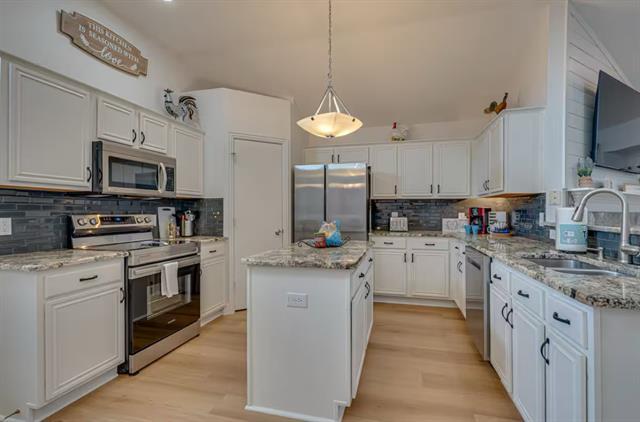 Building Photo - 4908 Rustic Ridge Dr