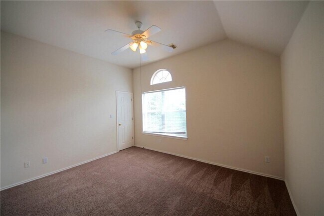 Building Photo - 15843 Garrison Cir