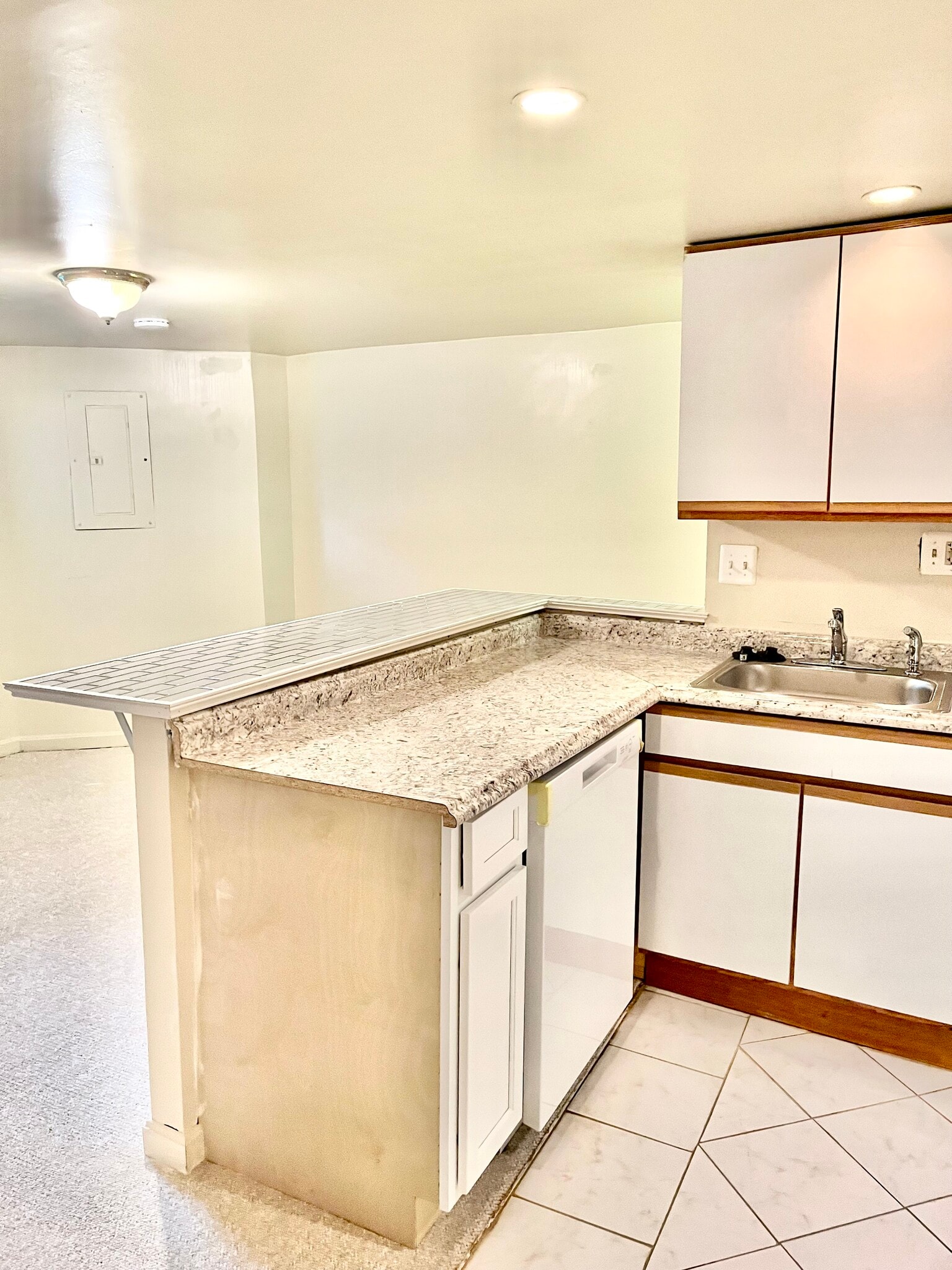 Building Photo - 33 Randolph Pl NW