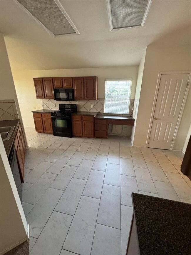 Building Photo - 215 San Felipe Dr