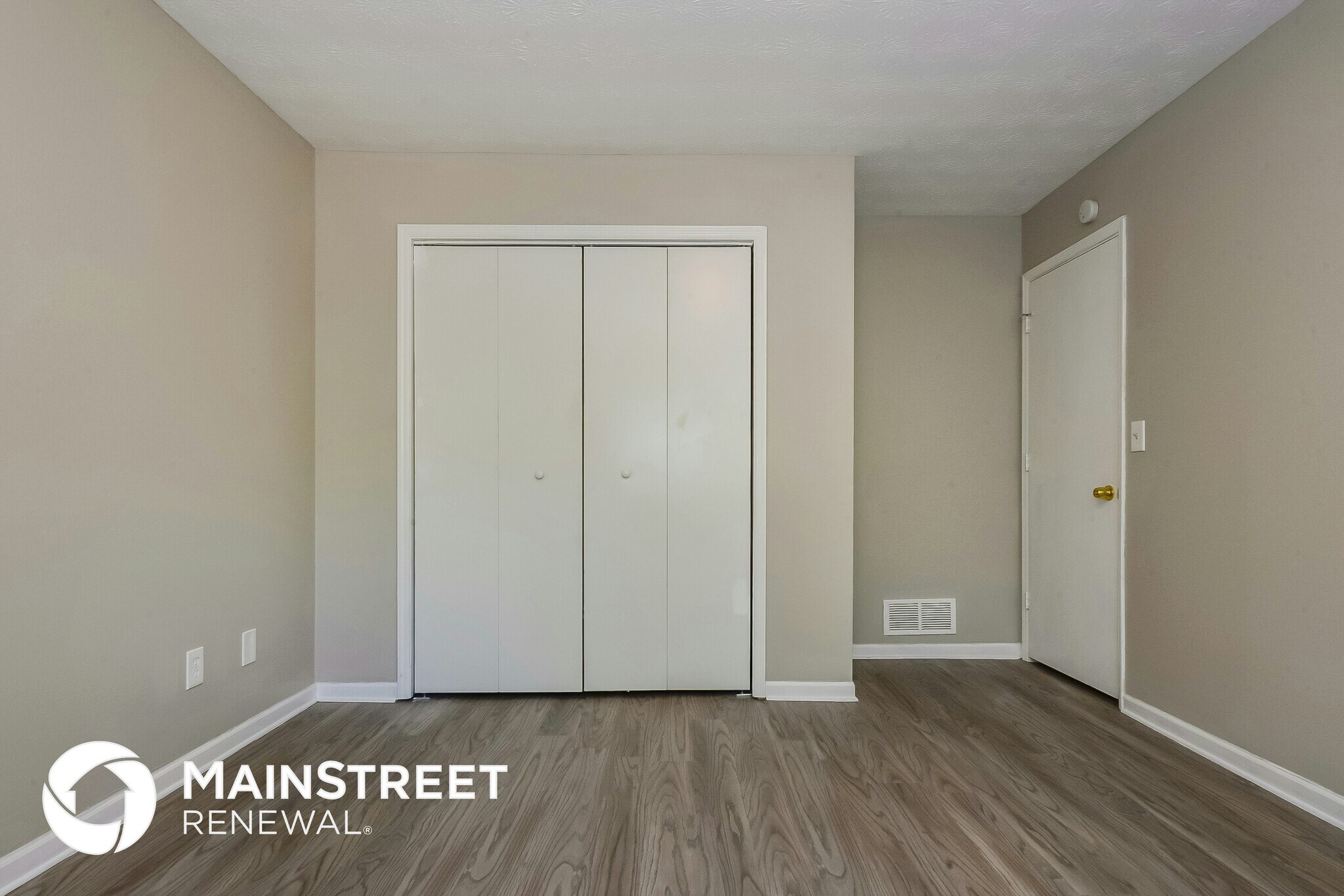 Building Photo - 70 Summer Ln