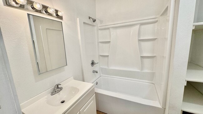 Building Photo - Spacious 3 Bedroom Home with Modern Updates & Shop