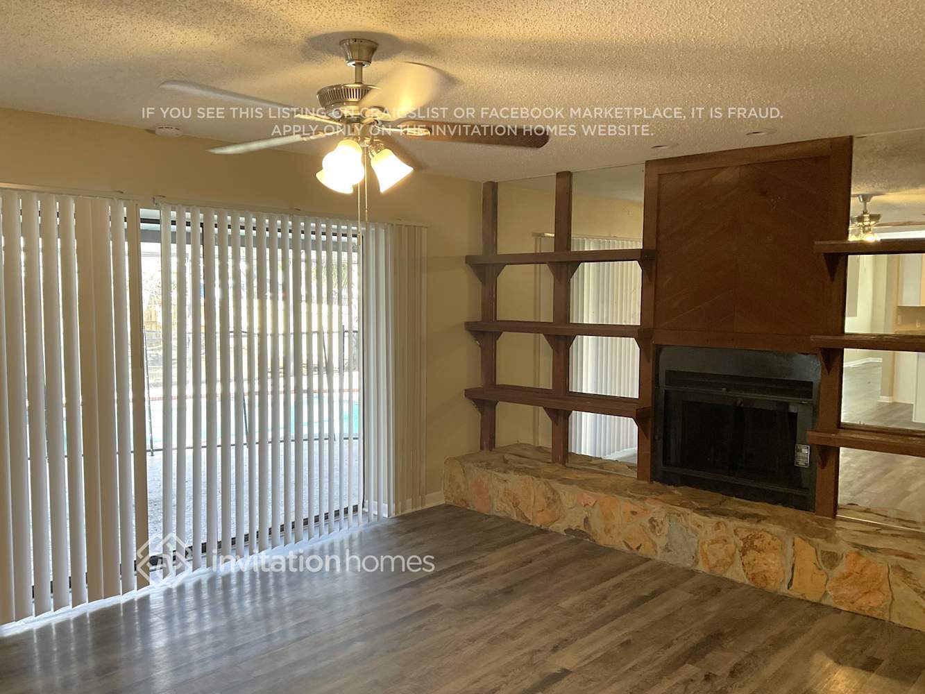 Building Photo - 1502 Carter Oaks Dr