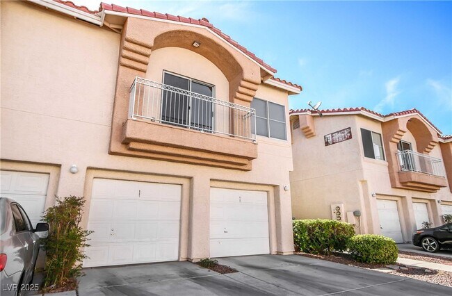 Primary Photo - 5000 Red Rock St