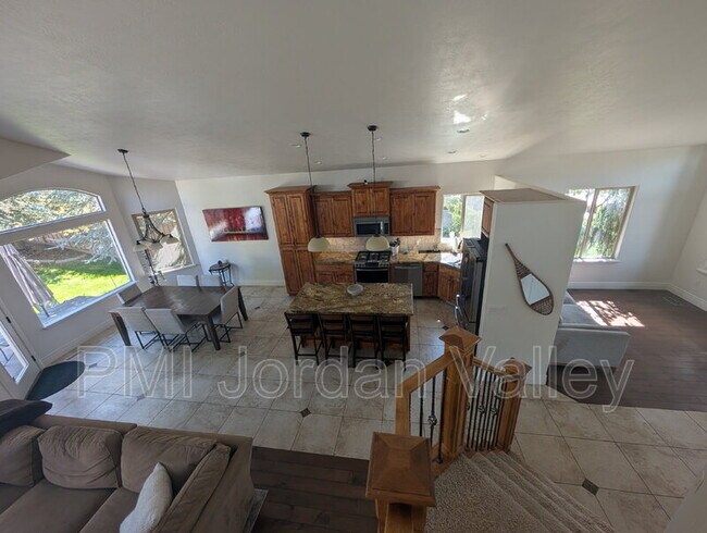 Building Photo - 14457 Gray Fox Dr