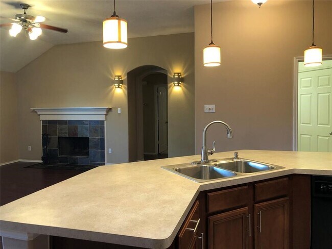 Building Photo - 25826 Chapman Falls Dr