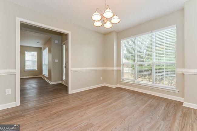 Building Photo - 704 Fieldstream Way