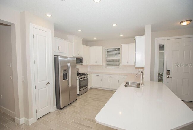 Building Photo - 4605 Rosatti Rd