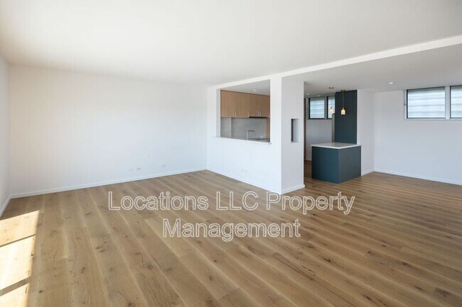 Building Photo - 999 Wilder Ave