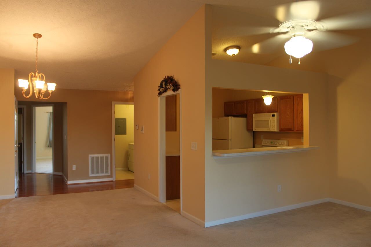 View of the kitchen and laundry - 5628 Harbourwatch Way