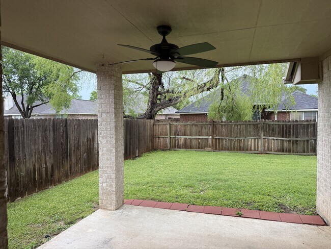 Building Photo - 223 Karten Ln