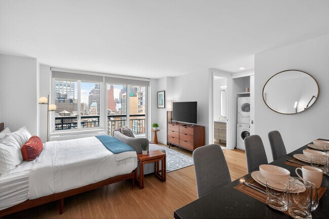 Building Photo - 68 W 37th St