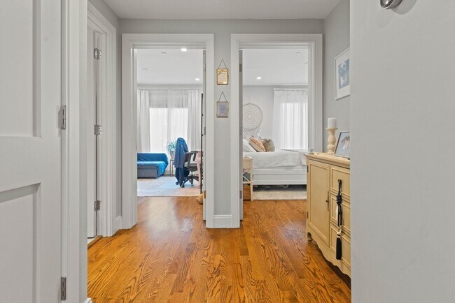 Building Photo - 6 Ashland St