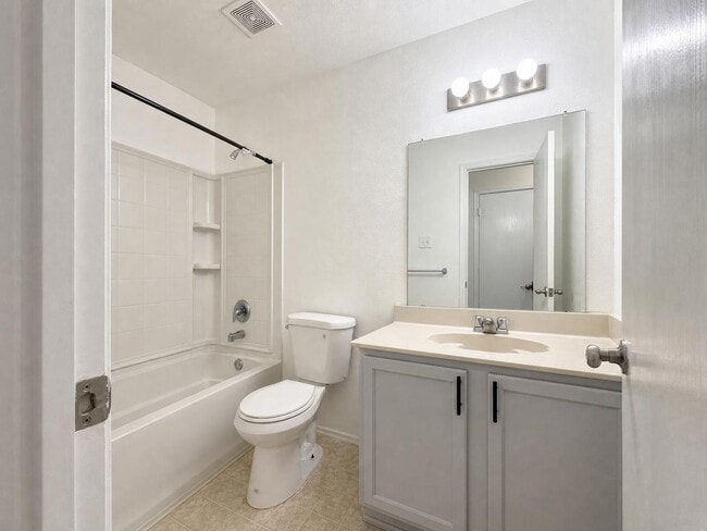 Building Photo - 9116 Penny Ln