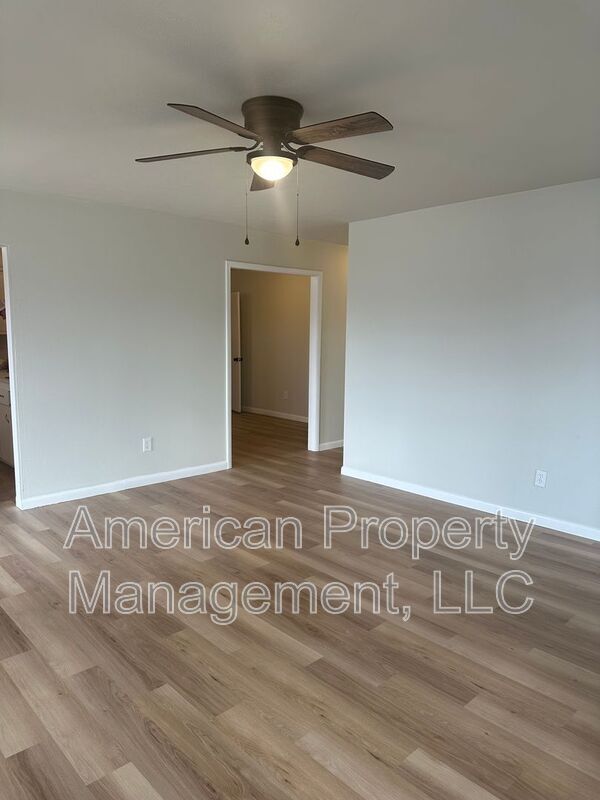 Building Photo - 415 N 17th St