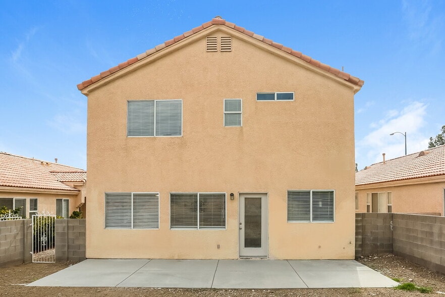 Building Photo - 3917 Marble Mountain St