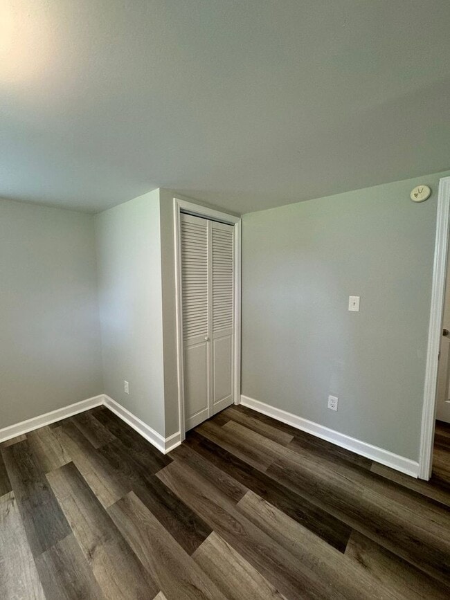 Building Photo - Coming Soon: Updated 3 Bedroom Duplex with...