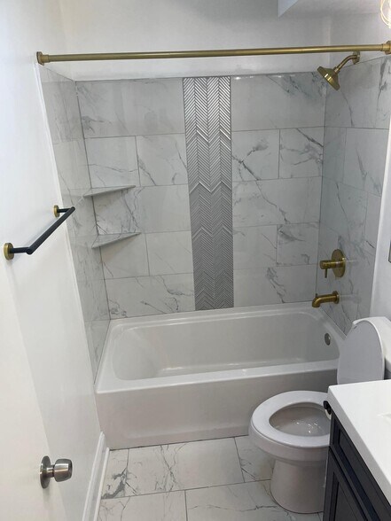 Building Photo - 13701 Modrad Way