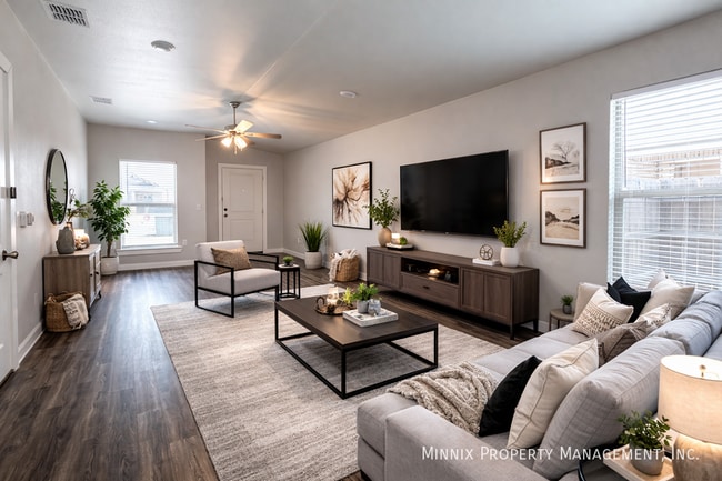 Building Photo - 2139 Kokomo Ave