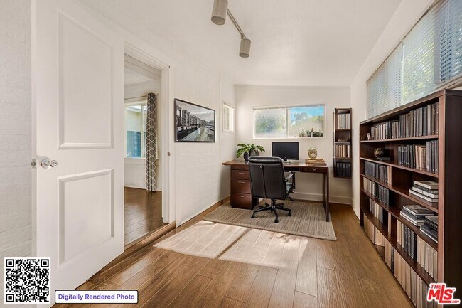 Building Photo - 5754 Fallbrook Ave