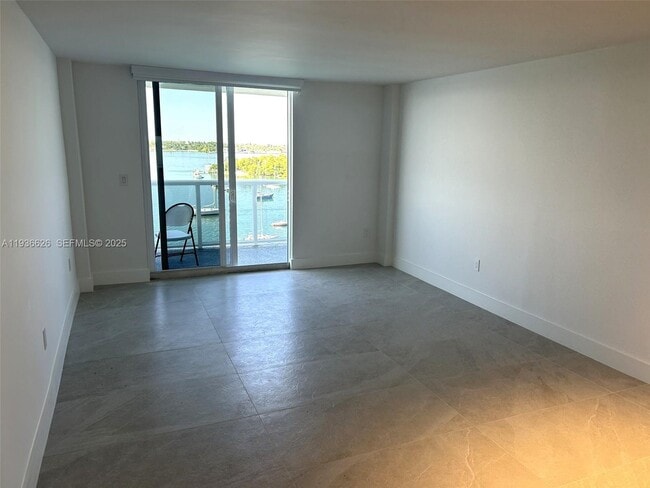 Building Photo - 7928 West Dr