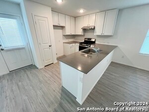 Building Photo - 736 Bullsnake Trl