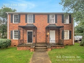 Building Photo - 2007 13th St