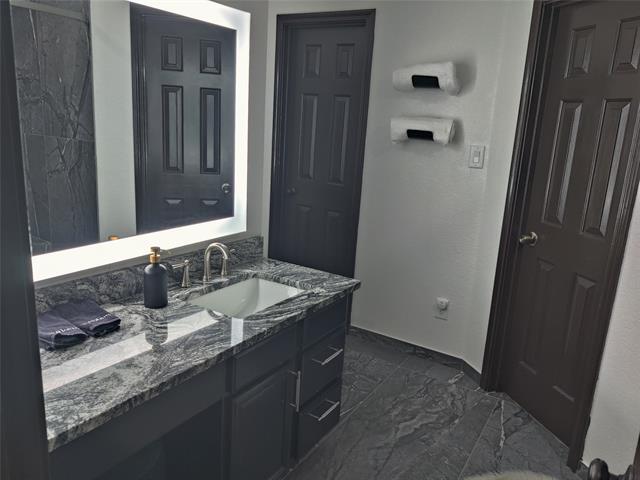 Building Photo - 3120 Longbow Dr
