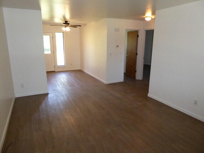 Building Photo - 808 Horizon Ave