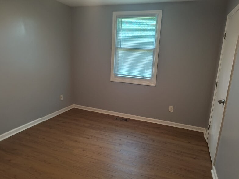 Building Photo - 4563 Brooke Valley Dr