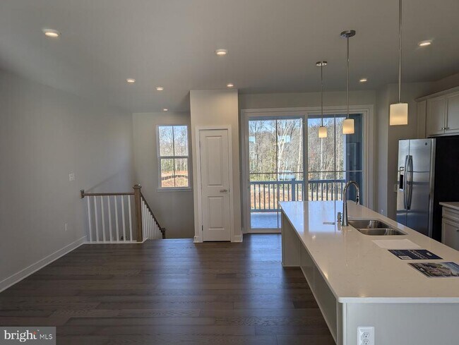 Primary Photo - 4903 Dunhaven Dr