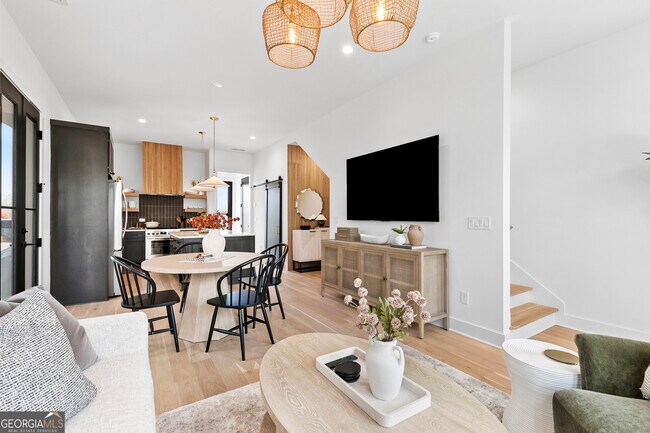 Building Photo - 245 Rolison Wy