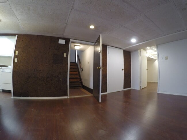 Building Photo - 5439 Baywood St