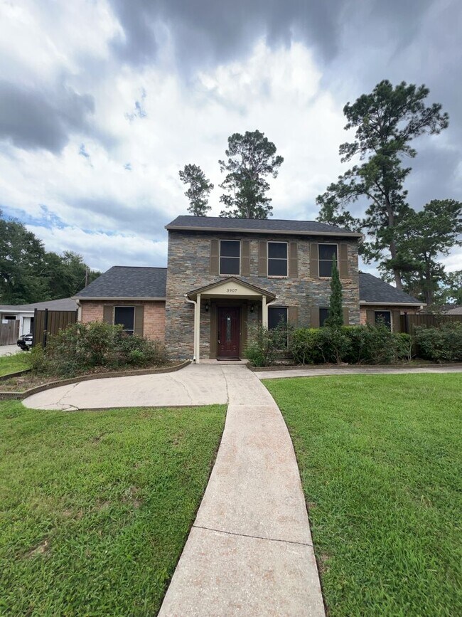 Primary Photo - 3907 Glenheather Dr