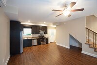 Building Photo - MLK @ Wall