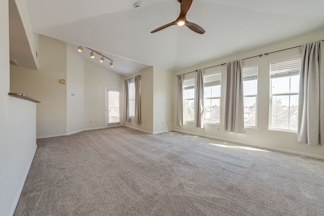 Building Photo - Move-In Ready Condo with Private Balcony & Modern Upgrades