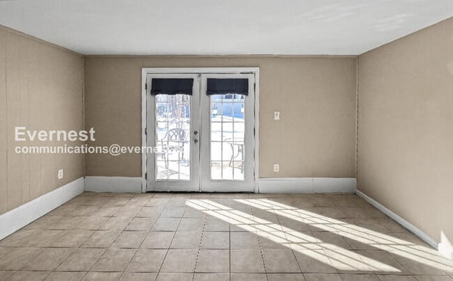 Building Photo - 4646 Evansdale Rd