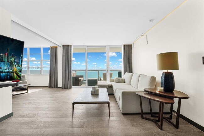 Building Photo - 5151 Collins Ave