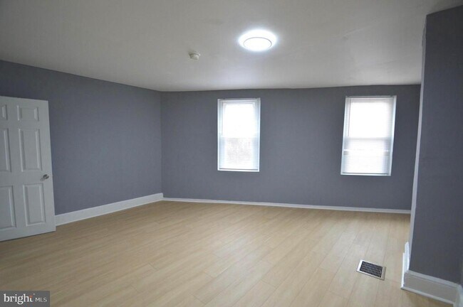 Building Photo - 1218 Hanson St