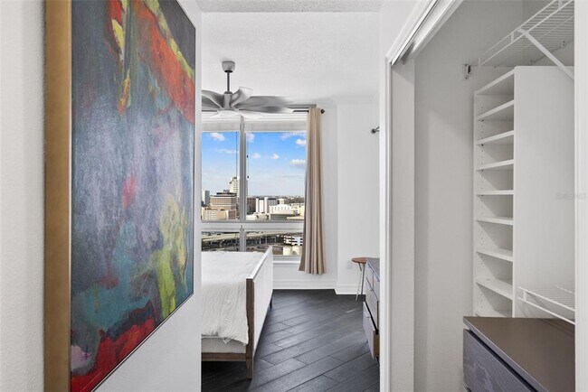 Building Photo - 1209 E Cumberland Ave