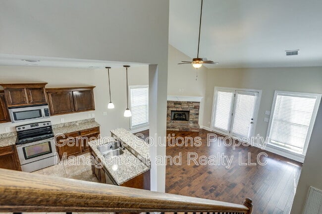 Building Photo - 1634 Earl Ct