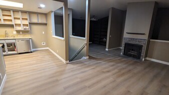 Building Photo - 2134 Blackberry Cir