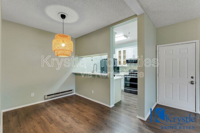 Building Photo - 1201 Glen Cove Pkwy