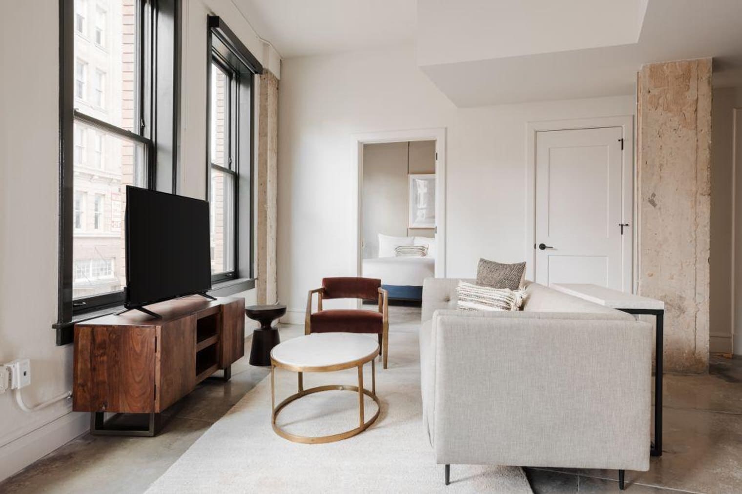 Building Photo - 505 E Travis St