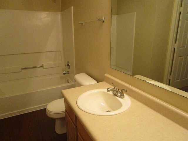 Building Photo - 12440 Rose Haven Dr